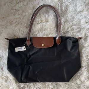 NWT Medium Longchamp Le Pliage